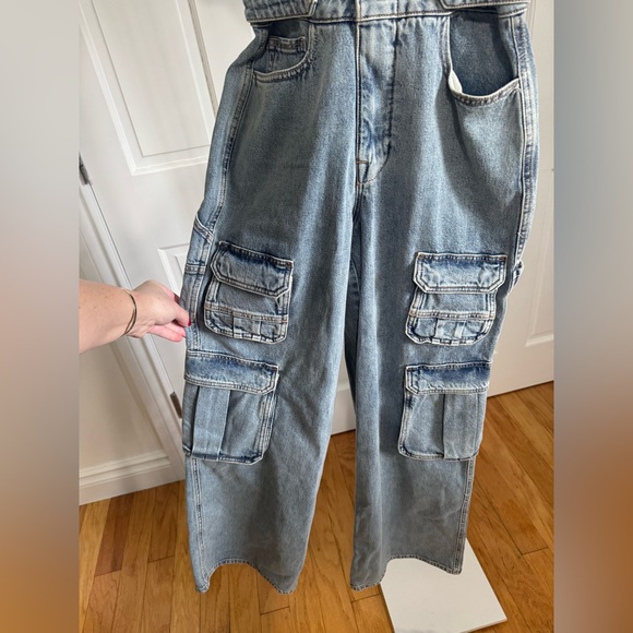 GOOD AMERICAN DENIM CARGO JUMPSUIT IN INDIGO SIZE XS - Picture 9 of 16